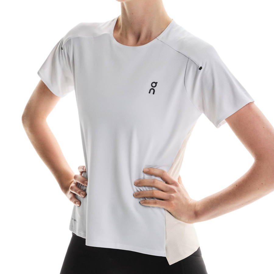 On Performance T Shirts Women's White, Silver & Multicolor Crew Neck Moderate Straight Fit