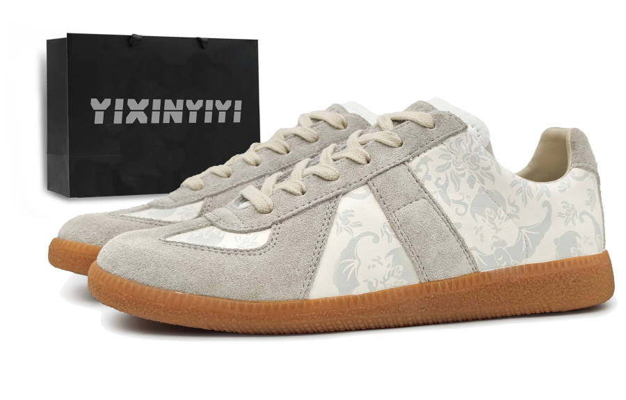 Maison Margiela Low top Skateboard Shoes Women's White Gray