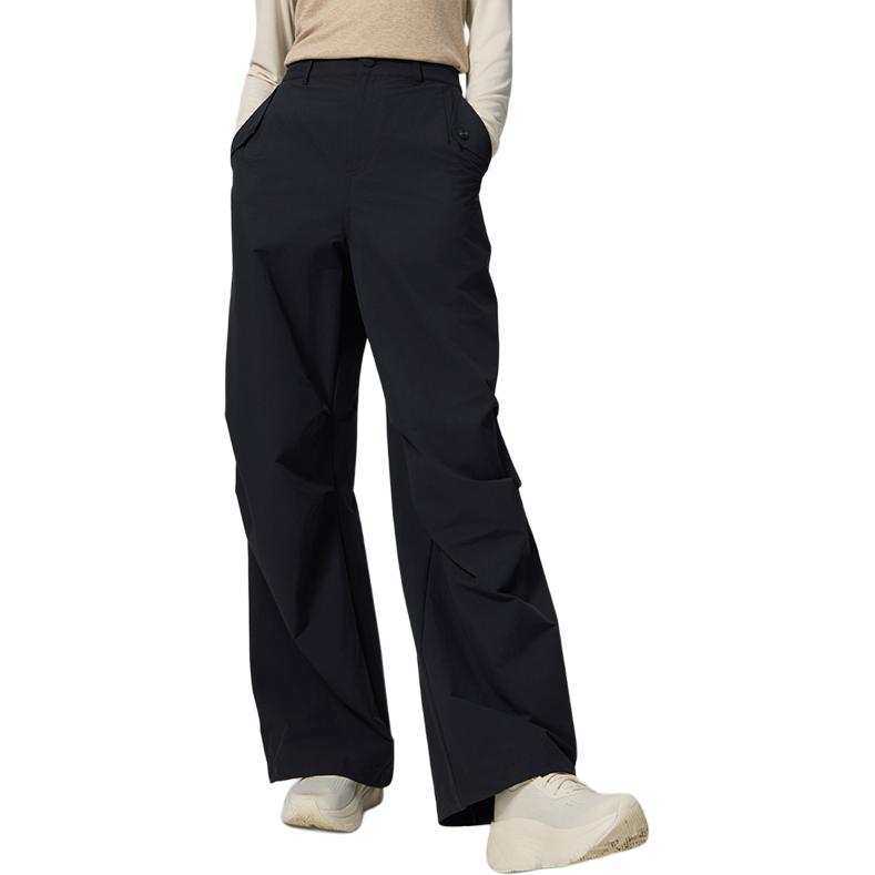 Saucony Casual Pants Women's Black Moderate Straight Fit Pants