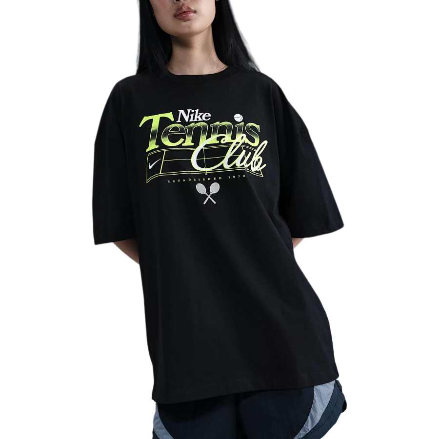 Nike Nike Clothing T Shirts Women's Black Crew Neck