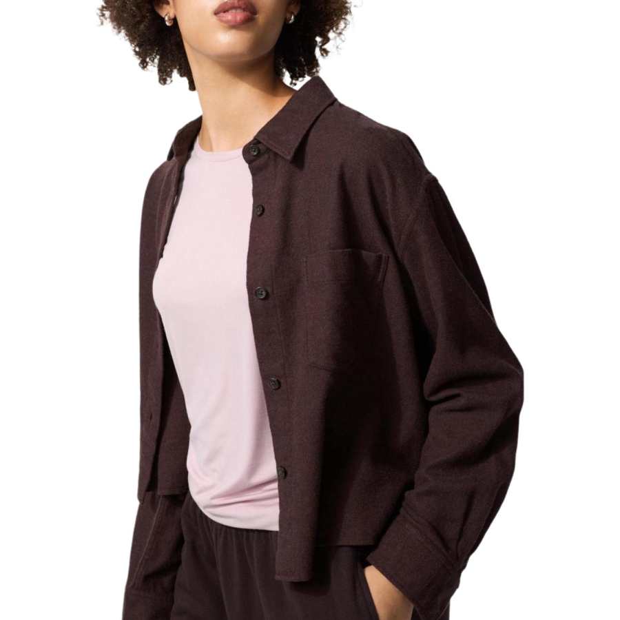 UNIQLO T Shirts Women's Pastel Pink Crew Neck Thin Straight Fit