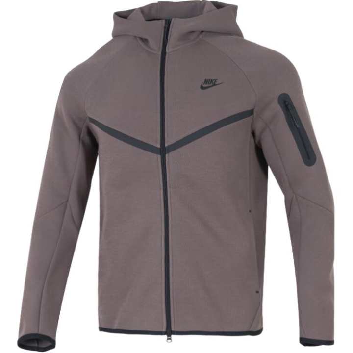 Nike Nike Tech zip jacket