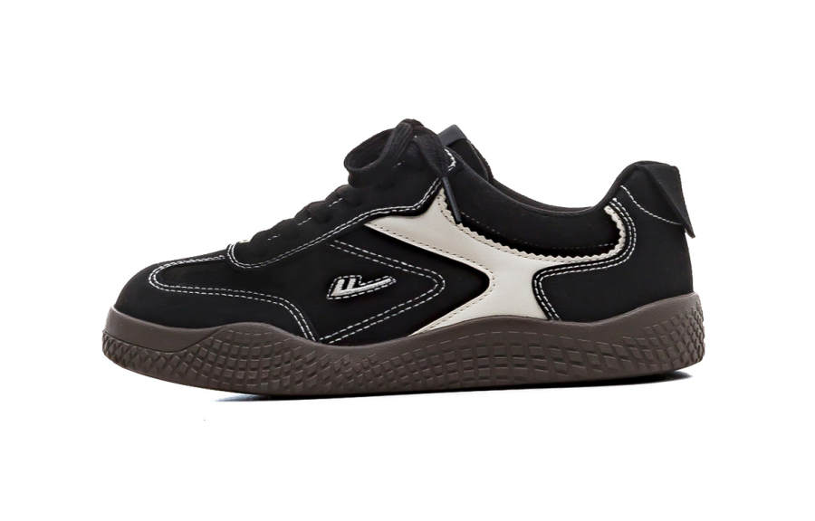 Warrior Abrasion Resistant Lightweight Slip Resistant Low top Casual Shoes Unisex Black Beige