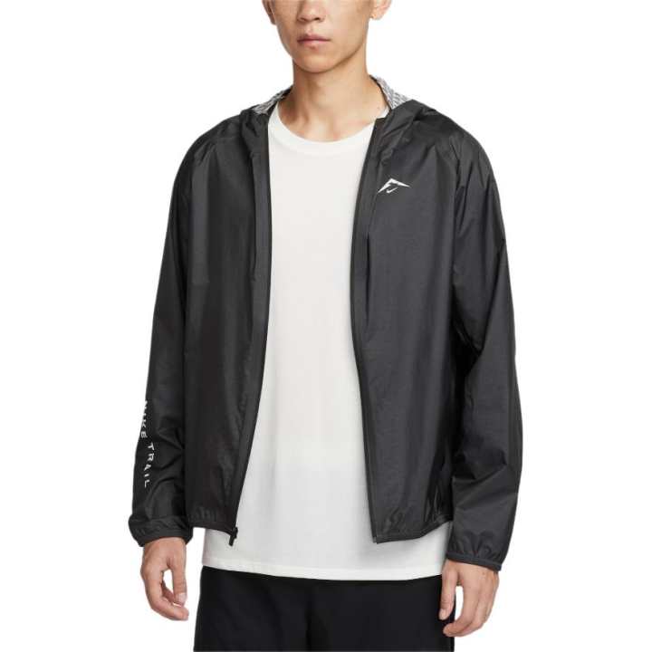 Nike Nike Waterproof, Windproof, And Breathable Windbreaker Jacket Men's