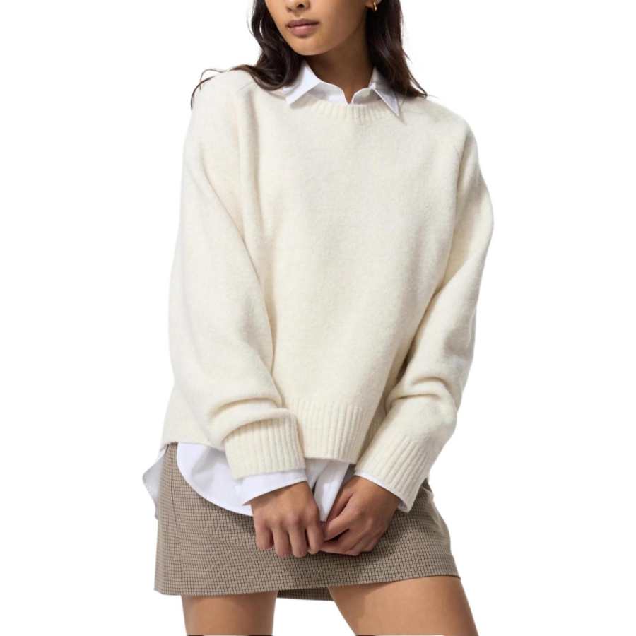 UNIQLO Knitwear Women's Ivory Crew Neck Moderate
