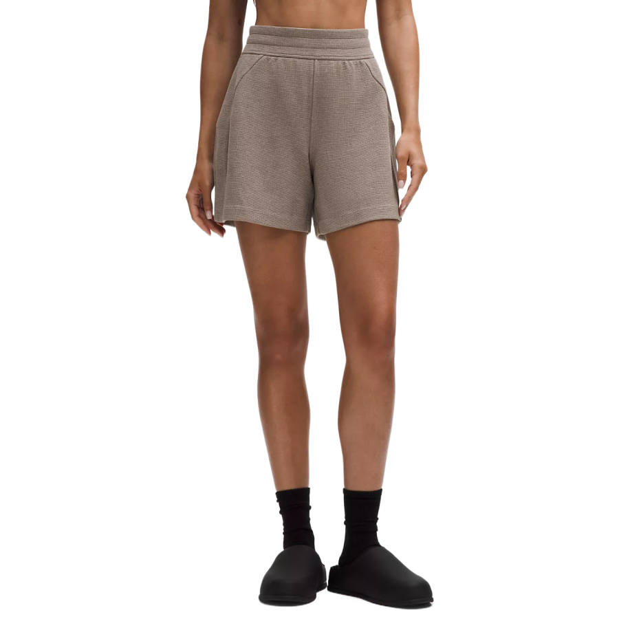 Lululemon Scuba Series Casual Shorts 5' Women's