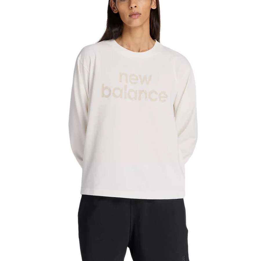 New Balance New Balance T Shirts Women's Maris Sal Crew Neck Moderate