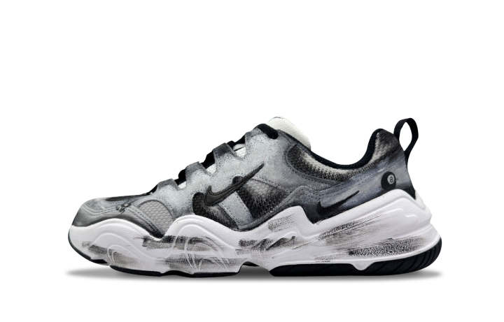 Nike Nike Tech Hera Low top Casual Shoes Unisex
