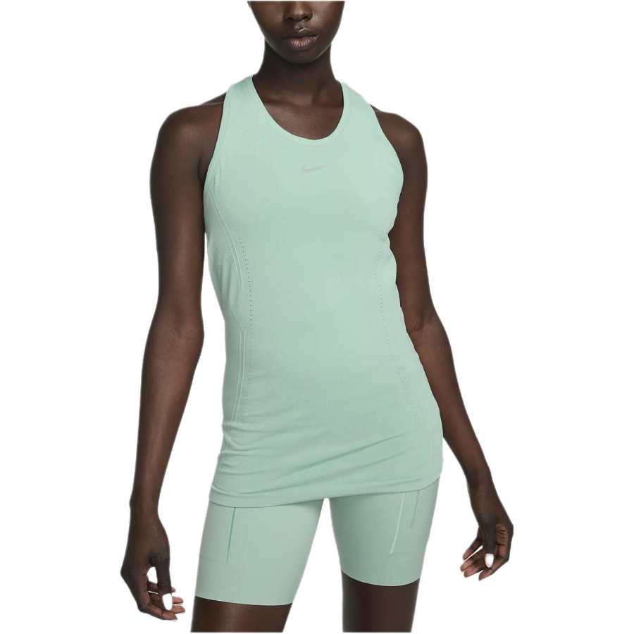 Nike Nike Tank Tops Women's Green U Neck Moderate Other