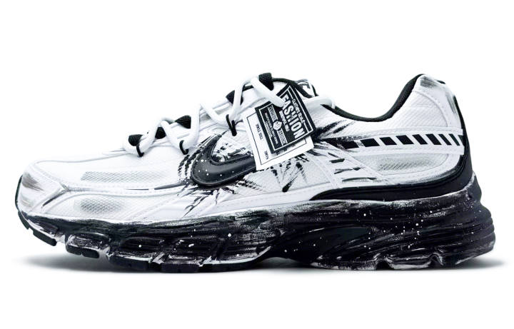 Nike Nike Initiator Abrasion Resistant Low top Running Shoes Men's Black White Gray