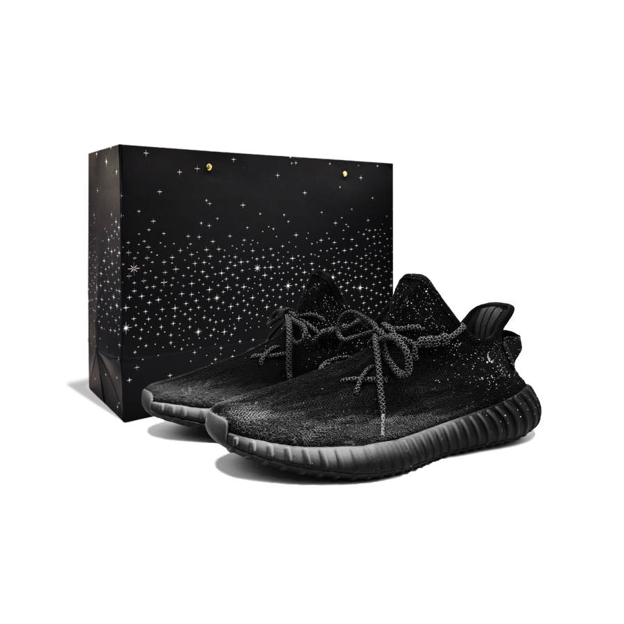Adidas Originals Yeezy Boost 350 V2 Solitary Moon Fabric Cushioning, Wear Resistant Low top Casual Shoes Unisex Black