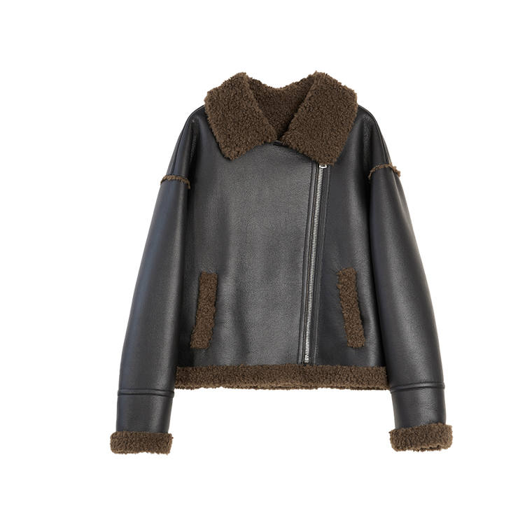 ELLE Furs Women's Black Lapel Moderate