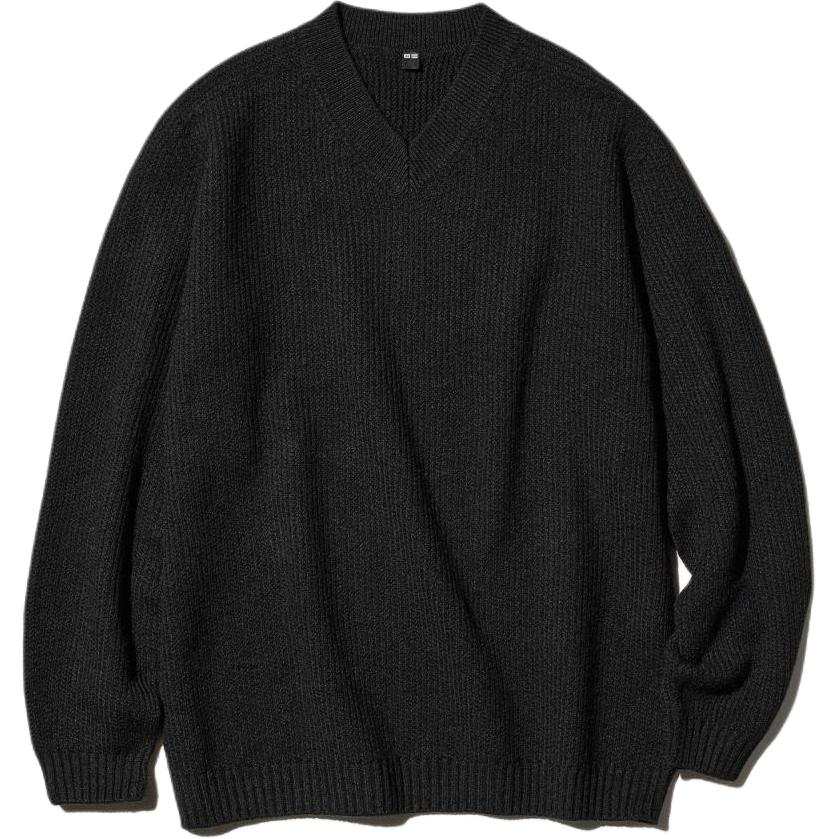 UNIQLO Sweaters Unisex Black V Neck Moderate