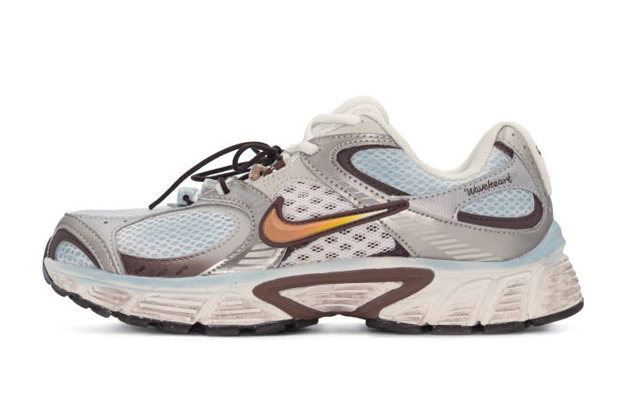 Nike Nike V5 RNR Breathable Lightweight Breathable And Lightweight Low top Running Shoes Women's White Brown