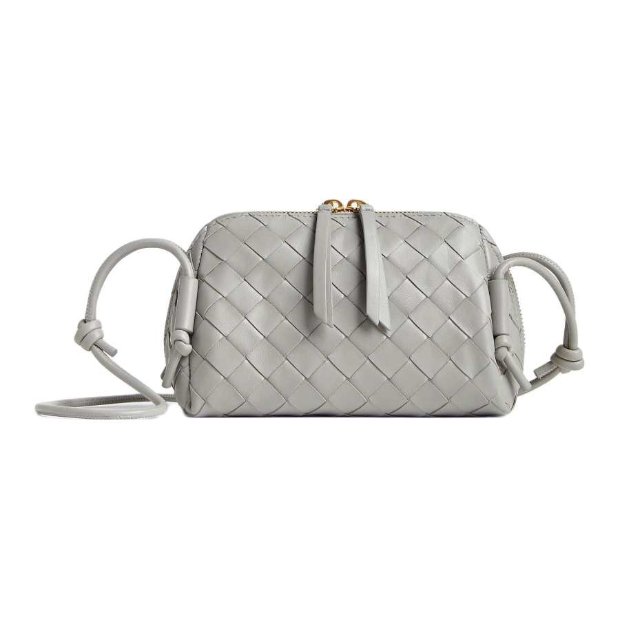 Bottega Veneta Concert Sheepskin Clutch Shoulder Bag Regular Women's Silver