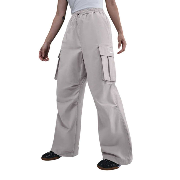 Nike Nike Sportswear Women's Mid Rise Oversized Woven Cargo Pants