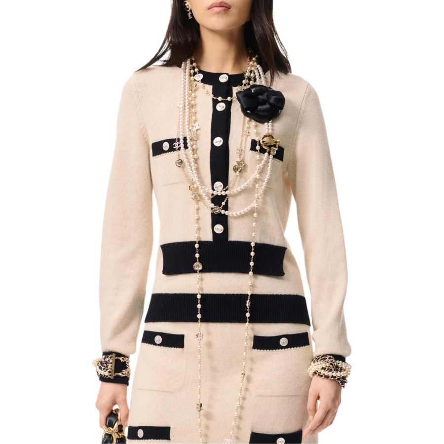 CHANEL 25K Cashmere Sweater Women's