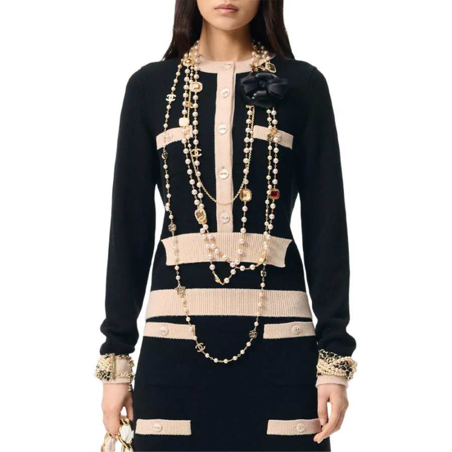CHANEL 25K Cashmere Sweater Women's