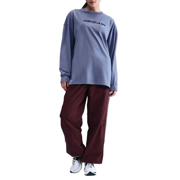 Nike Nike Sportswear Women's Oversized Long-Sleeve T-Shirt