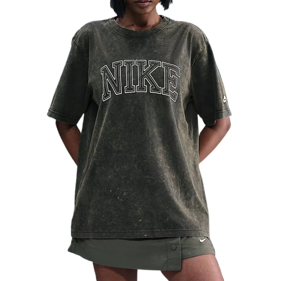 Nike Nike Sportswear Classics Women's Loose T-Shirt