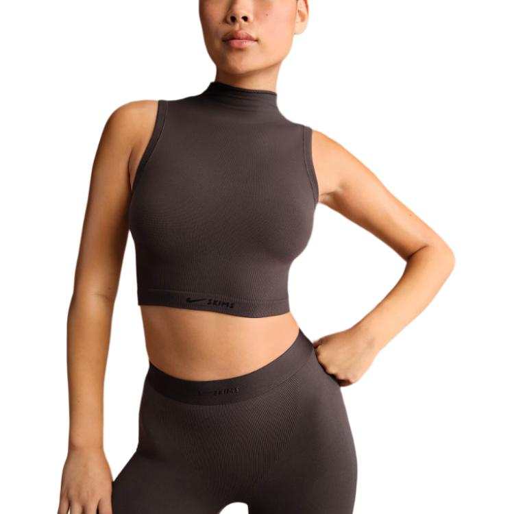 Nike NikeSKIMS Vintage Seamless Women's Mock-Neck Long-Line Bra