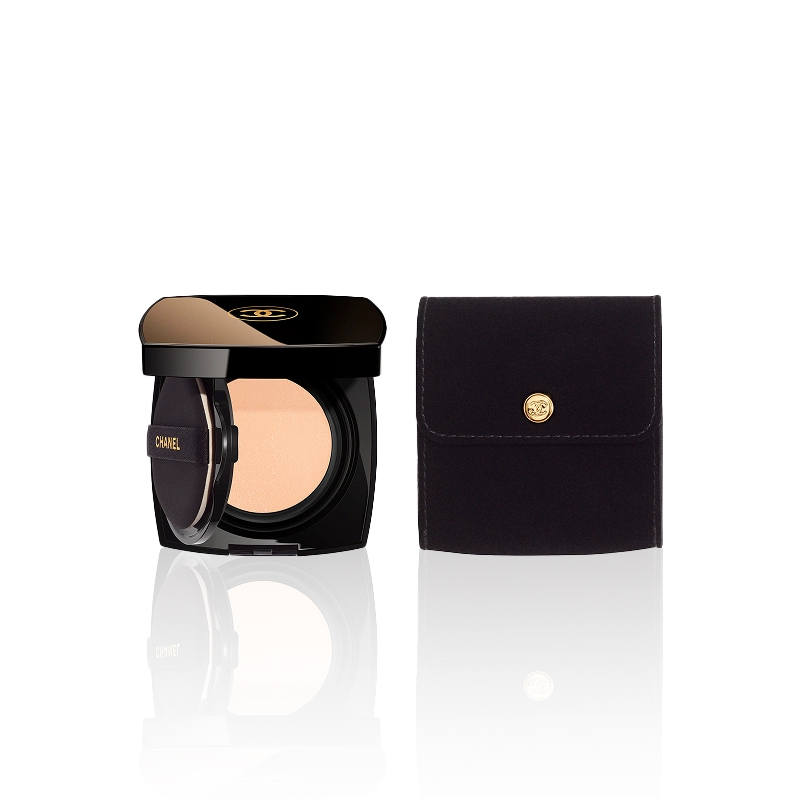 CHANEL Golden Brick Air Cushion, Luxury Style Essence Air Cushion Foundation Flawless Clear Natural