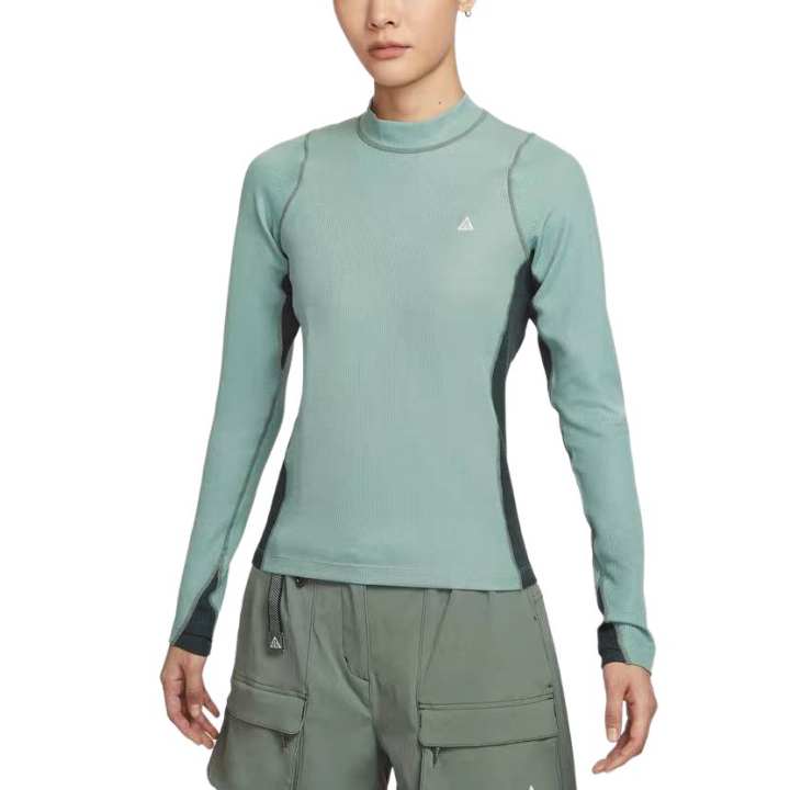 Nike Nike ACG T Shirts Women's Teal Crew Neck Moderate