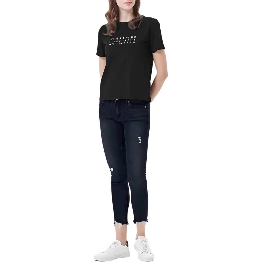 Calvin Klein T Shirts Women's Black Crew Neck Moderate