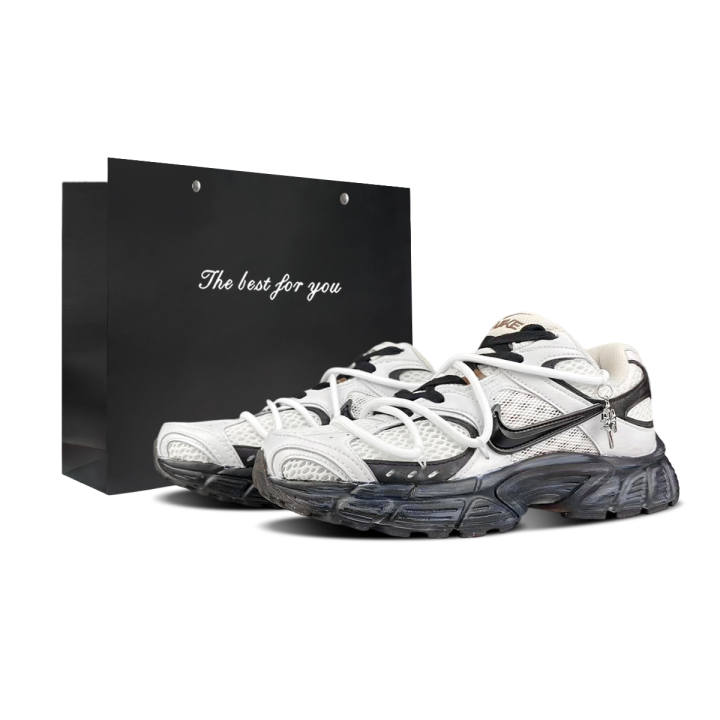 Nike Nike V5 RNR Abrasion Resistant Breathable Abrasion Resistant Breathable Low top Running Shoes Women's Black White