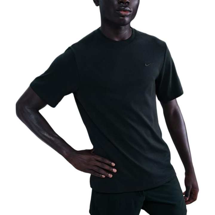 Nike Nike Primary Men's Dri-FIT Short-Sleeve Versatile Top
