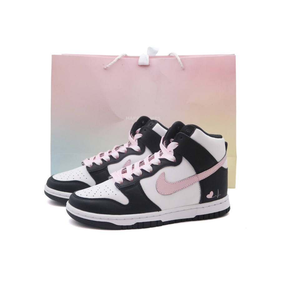 Nike Nike Dunk Winter Cherry Blossom Shopping Bag Lightweight High top Skateboard Shoes Women's Black Pink