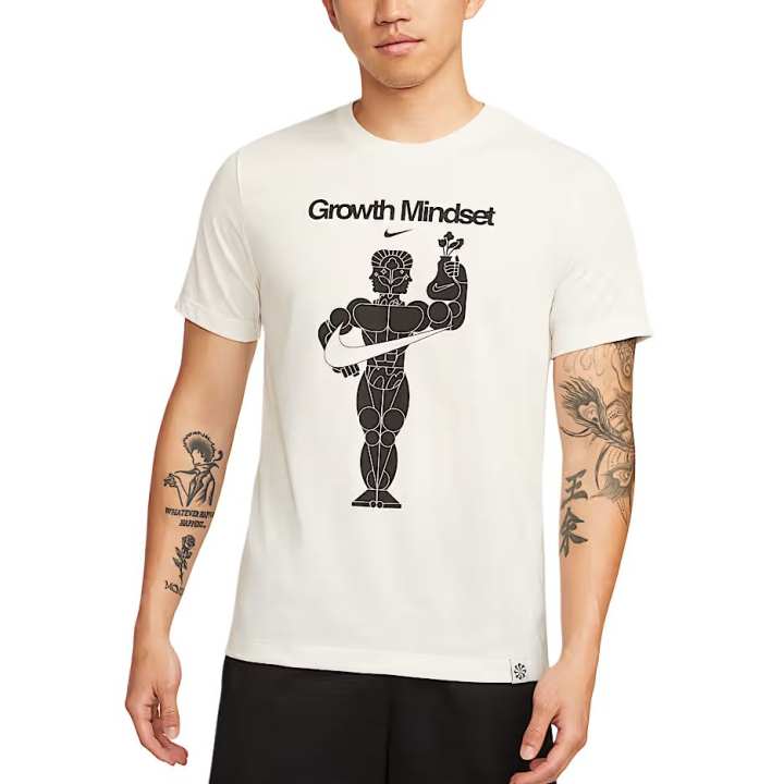 Nike Nike T Shirts Men's White Crew Neck Moderate Straight Fit