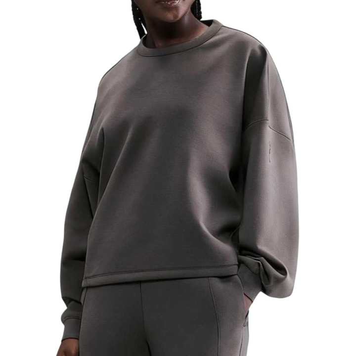 Nike Nike 24.7 ImpossiblySoft Women's Dri-FIT Oversized Crew-Neck Top
