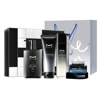 MANFRIEND Men's Whitening Acne Fighting Four Piece Set Box Skincare Sets