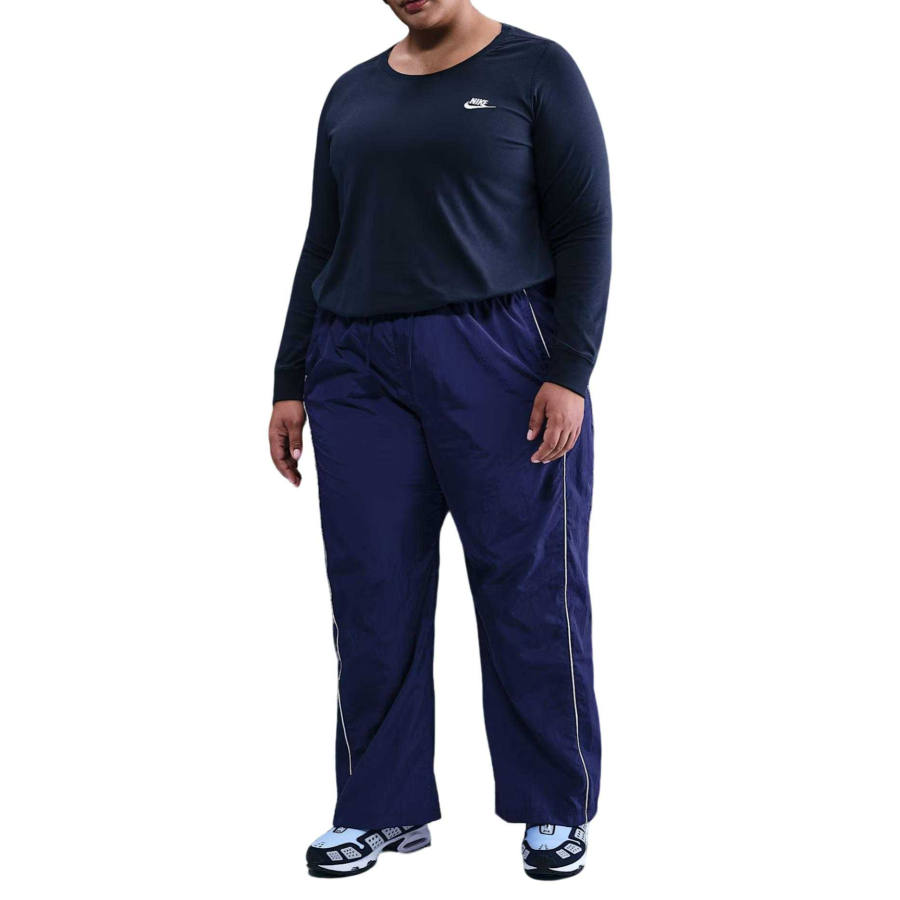 Nike Nike Sportswear Club T Shirt Women's
