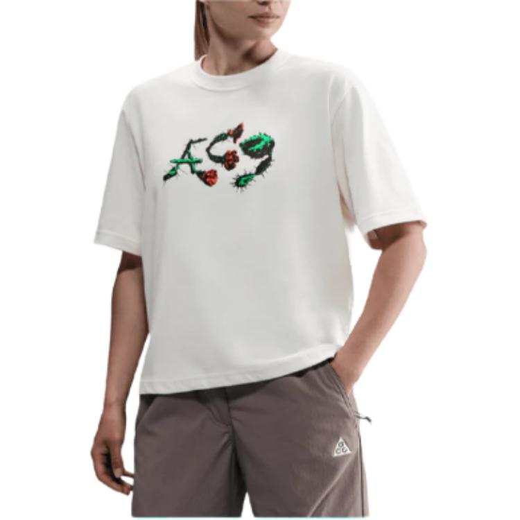 Nike Nike Nike Nike Women's Graphic T-Shirt