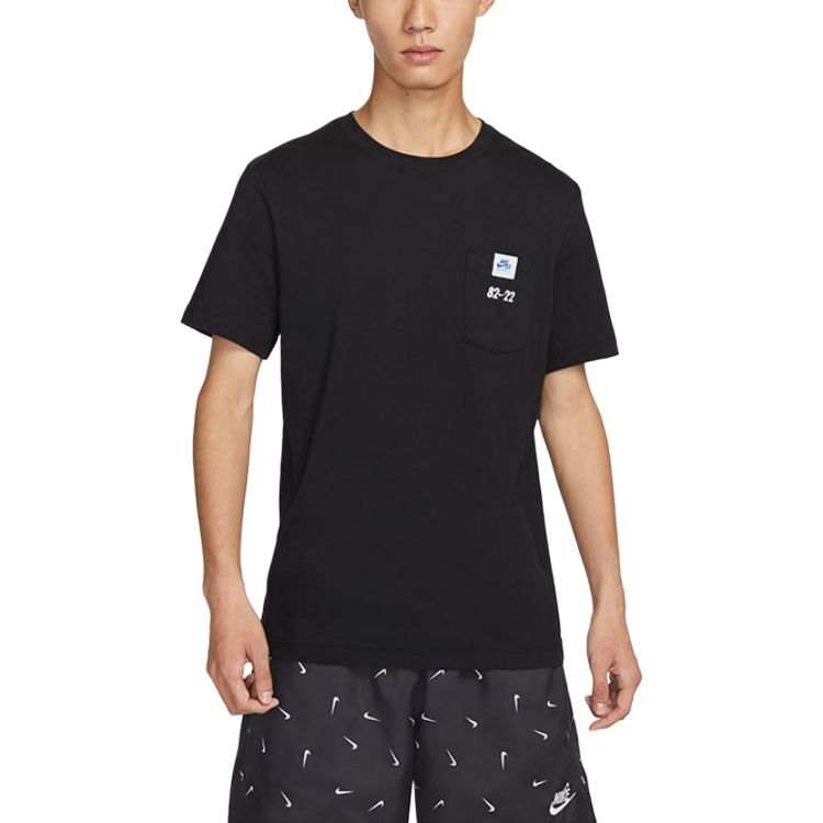 Nike Nike T Shirts Men's Black Crew Neck Moderate Straight Fit
