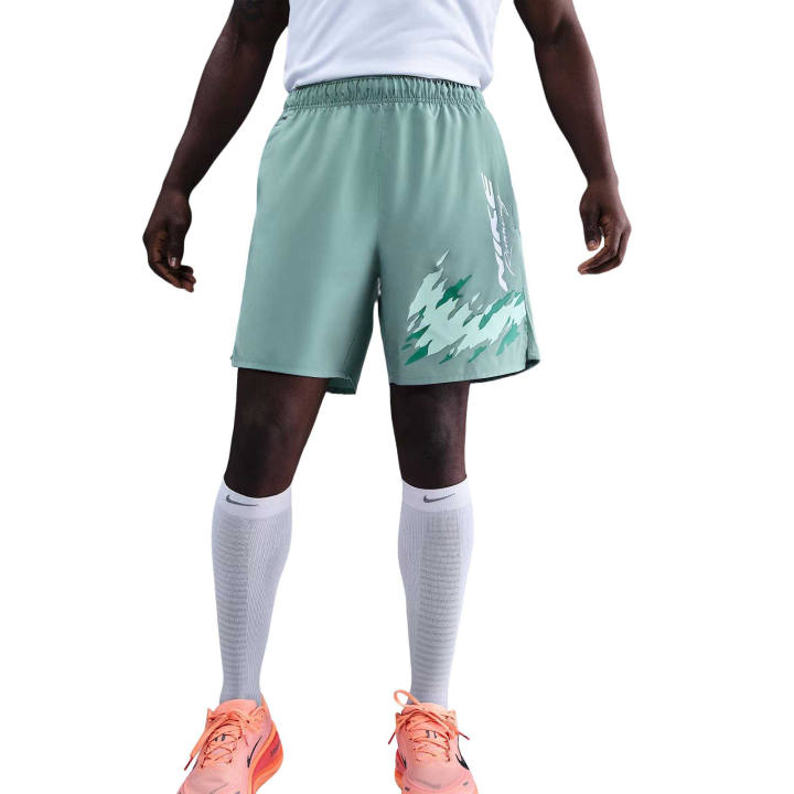 Nike Nike Challenger Men's Dri-FIT 7" Brief-Lined Running Shorts