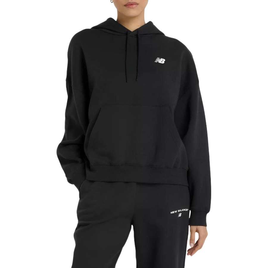 New Balance New Balance Sweatshirts Women's Black Hooded Non Detachable Moderate