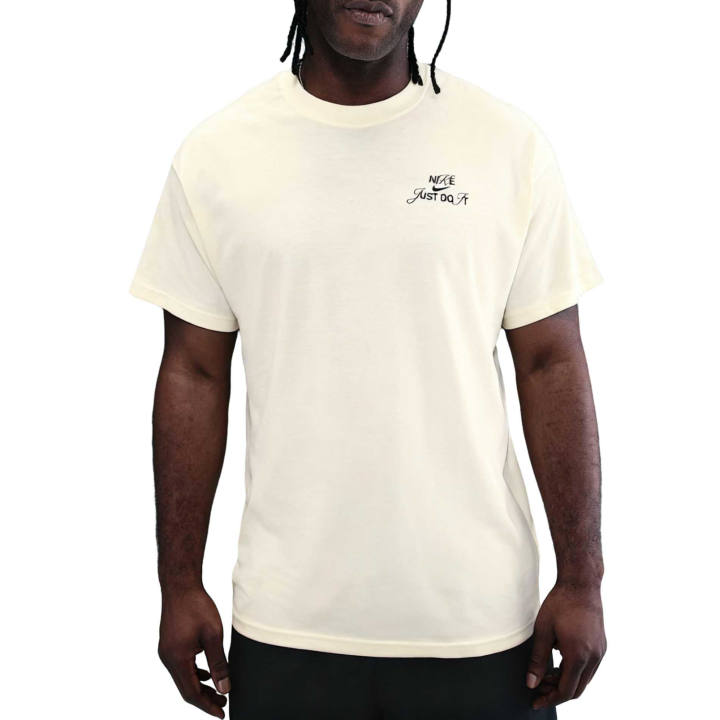 Nike Nike Sportswear T Shirts Men's Coconut Milk Crew Neck Moderate