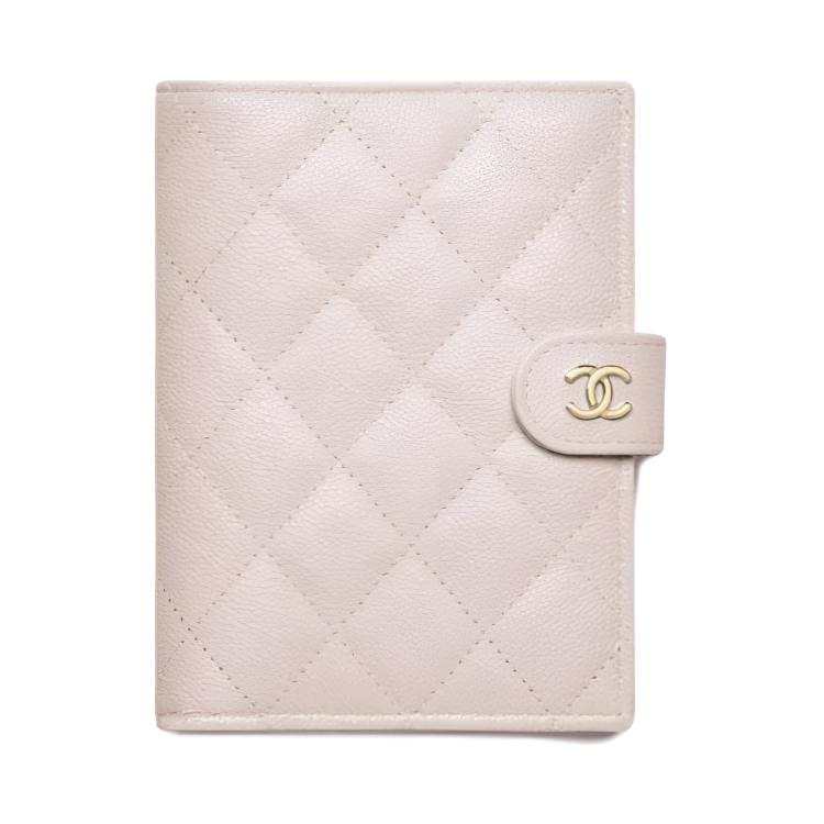 CHANEL Shiny Grain Calfskin & Gold Metal Passport Holder Women's Light Pink Red