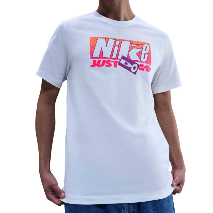 Nike Nike Sportswear T Shirts Men's White Crew Neck Moderate