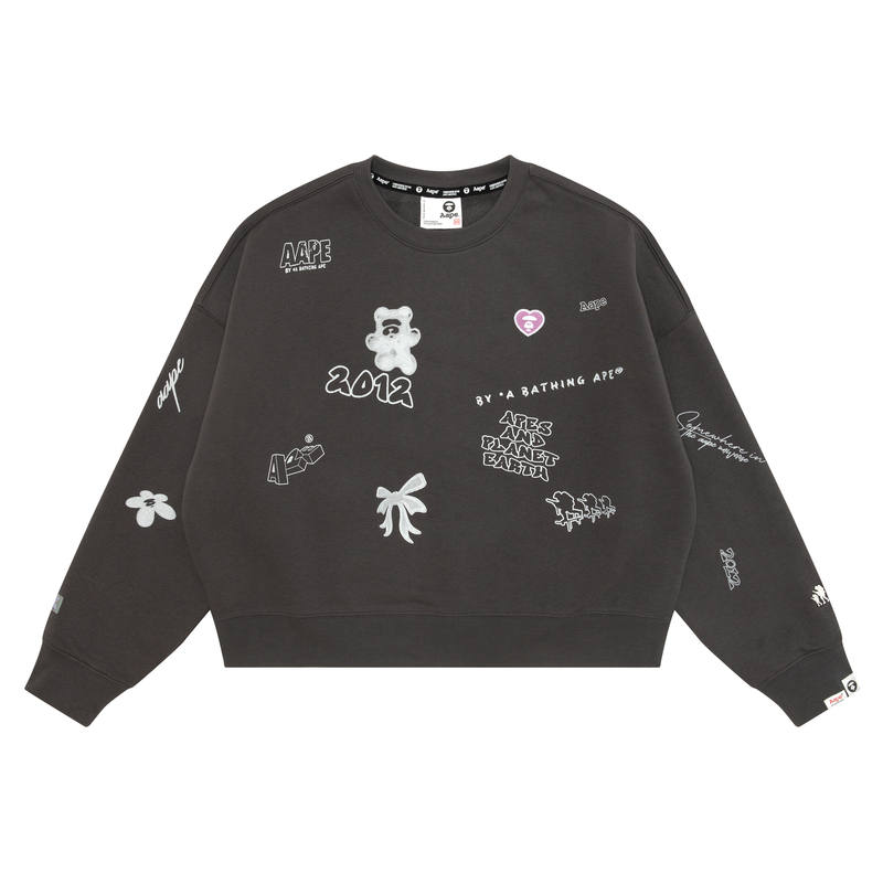 Aape Aape appliqué graphic sweater