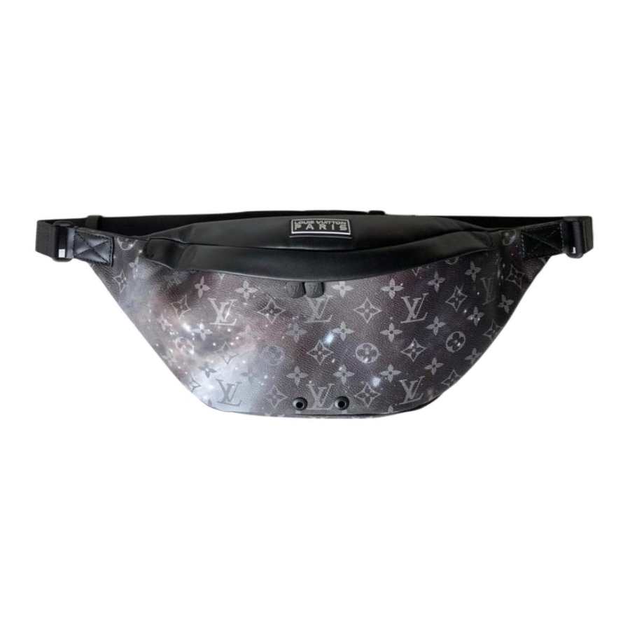 LOUIS VUITTON LOUIS VUITTON Discovery Bumbag Monogram Galaxy Black Multicolor