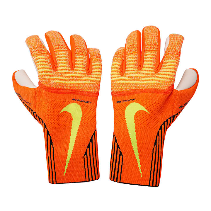 Nike Nike Goalkeeper Gloves