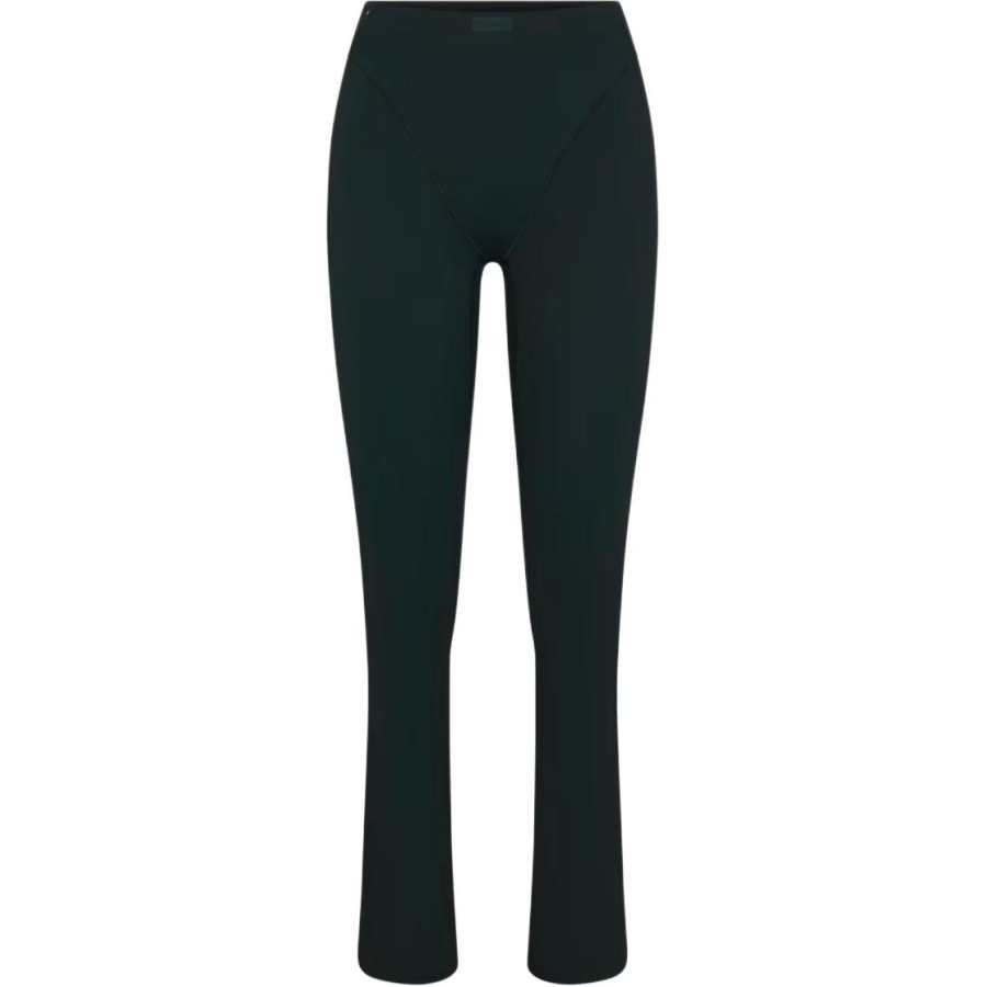 Nike NikeSKIMS Matte Women's High-Waisted V-Panel Straight Leggings