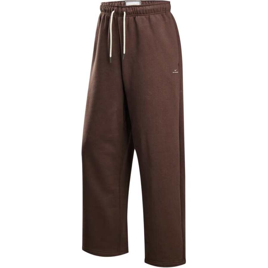 Nike Nike Therma FIT Standard Issue Loose Fit Fleece Lined Straight Fit Lace Up Basketball Shorts Men's