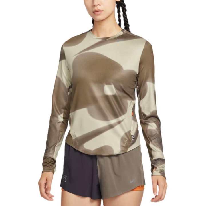 Nike Nike Dri Fit T Shirts Women's Desert Khaki Crew Neck Moderate