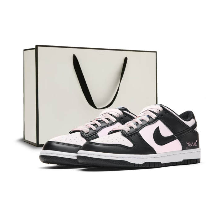 Nike Nike Dunk Abrasion Resistant Abrasion Resistant Low top Skateboard Shoes Women's Pink Black