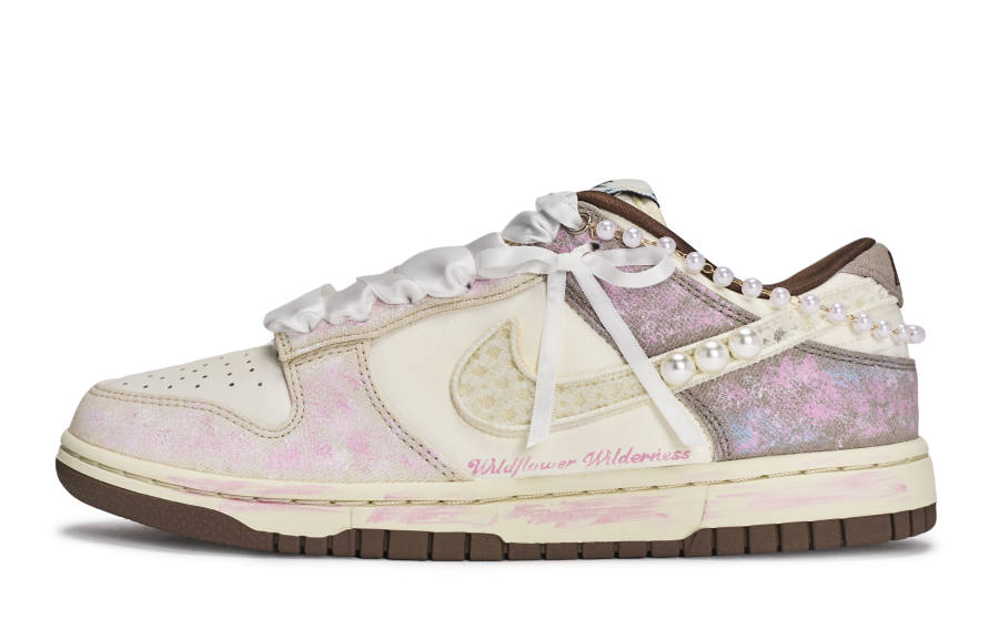 Nike Nike Dunk REGO Hot Dog, Wild Flower Garden Low top Skateboard Shoes Women's Beige Pink Purple